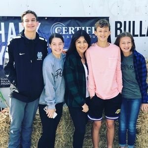 Meet your Posher, Athena